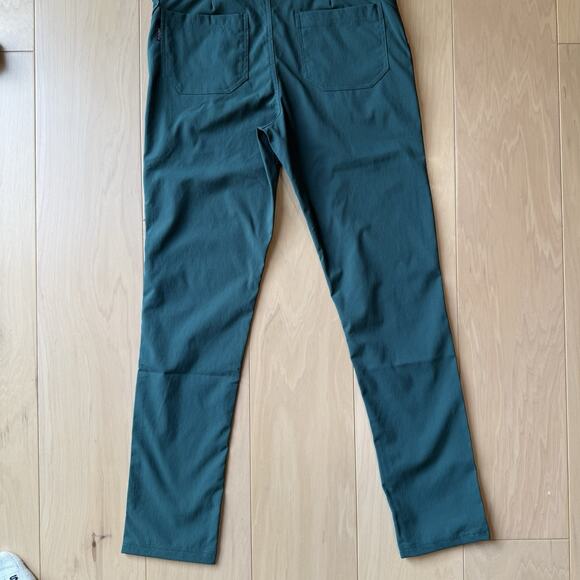 Flylow Life Bib Women's XS Green Outdoors Hunting Sportswear NWT - Picture 9 of 10